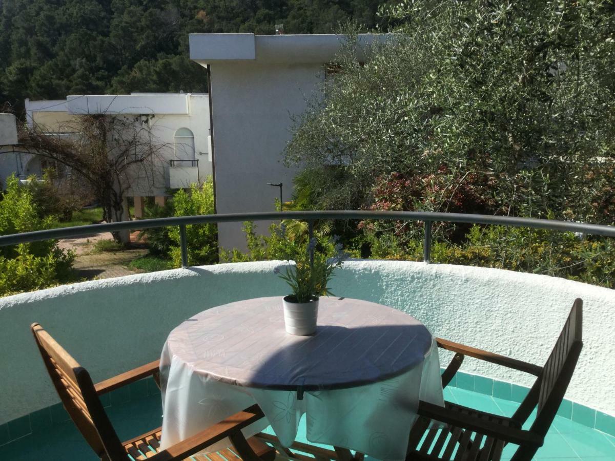 Residence I Faraglioni マッティナータ エクステリア 写真
